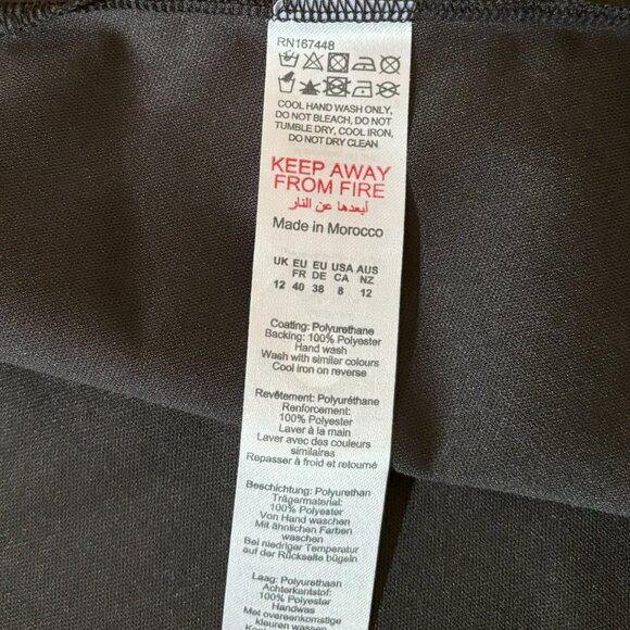 NWT PrettyLittleThing - Black Faux Leather Racer Neck Zip Front Crop Top - Picture 5 of 5